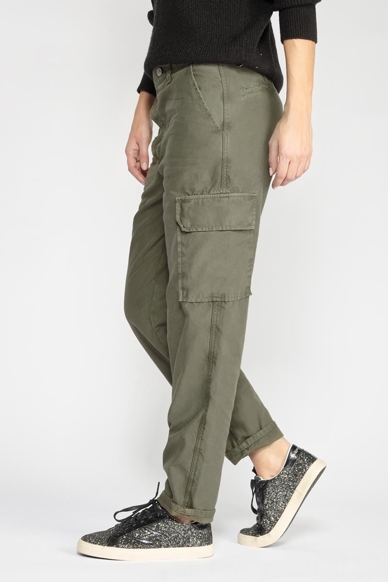 Pantalon Cosy Army kaki à fermeture asymétrique