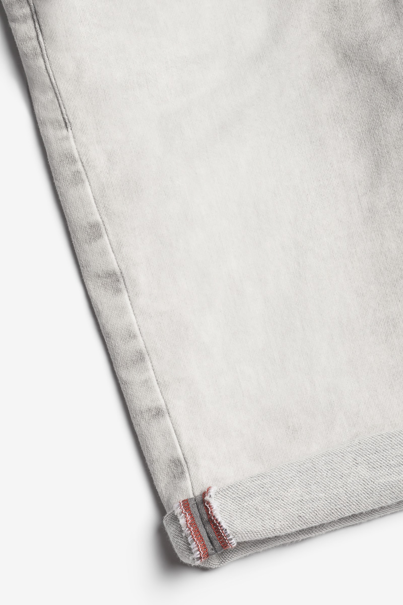 Bermuda Jogg Lo gris clair délavé