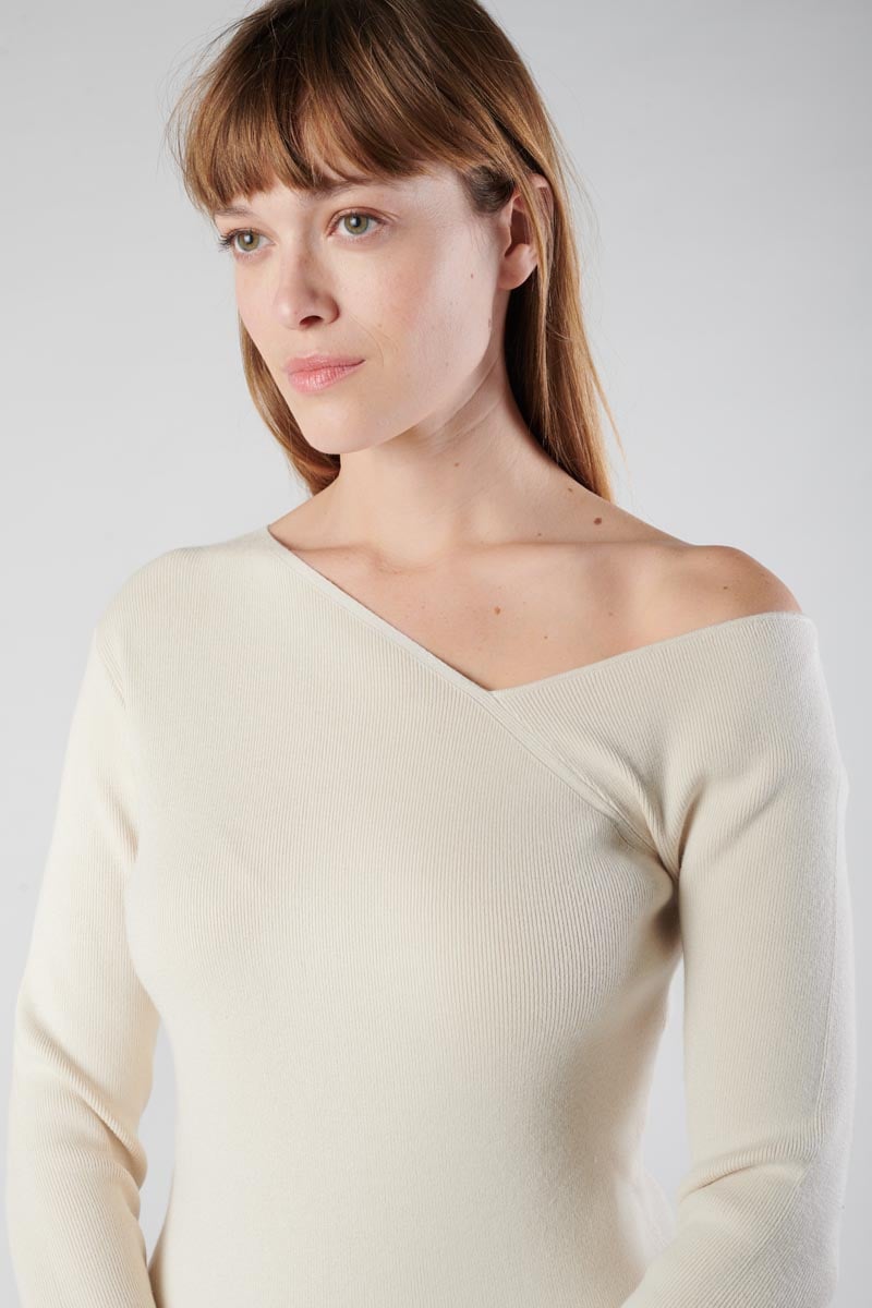 Pull Lina asymétrique sable