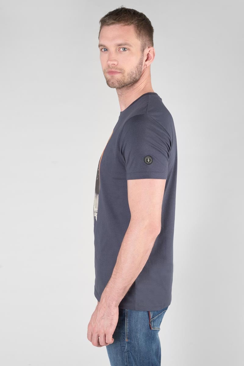 T-shirt Backi bleu nuit imprimé
