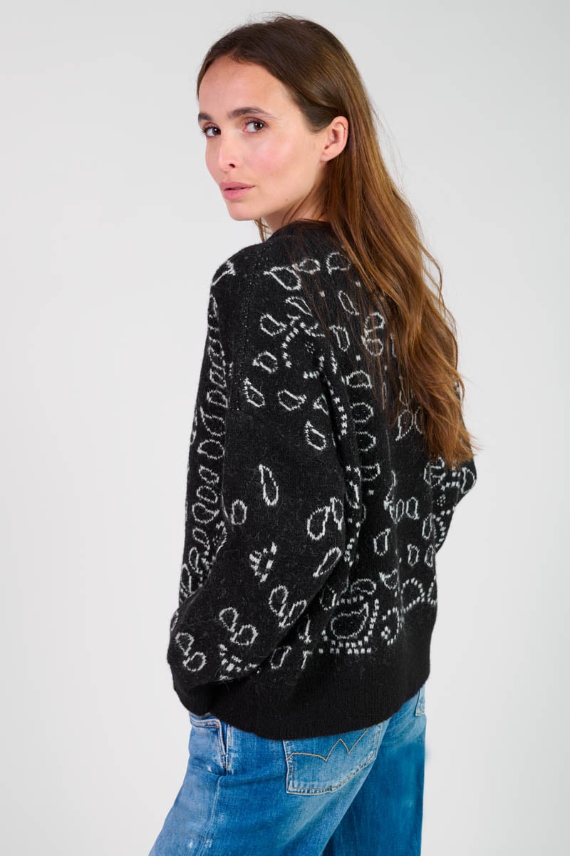 Pull Farit noir à motif cachemire