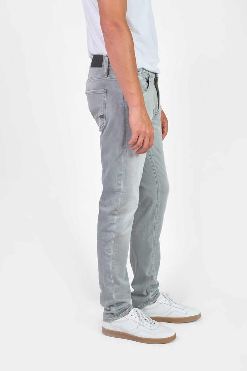 Jeans jogg 700/11 adjusted gris N°3