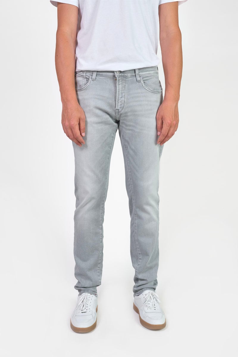 Jeans jogg 700/11 adjusted gris N°3