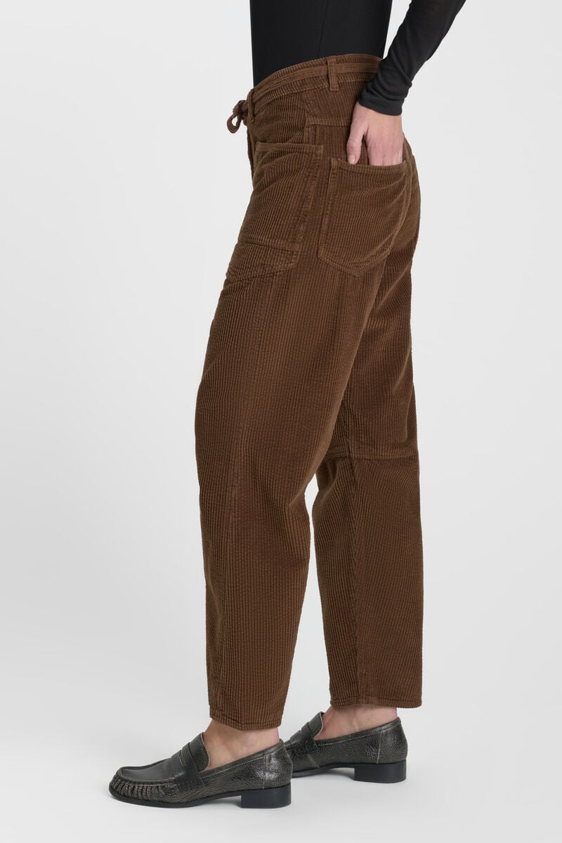 Pantalon balloon Madie en velours marron    