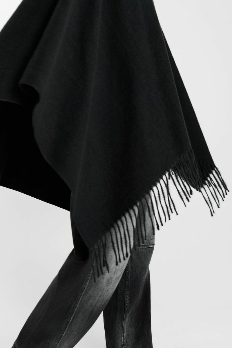 Poncho Eter