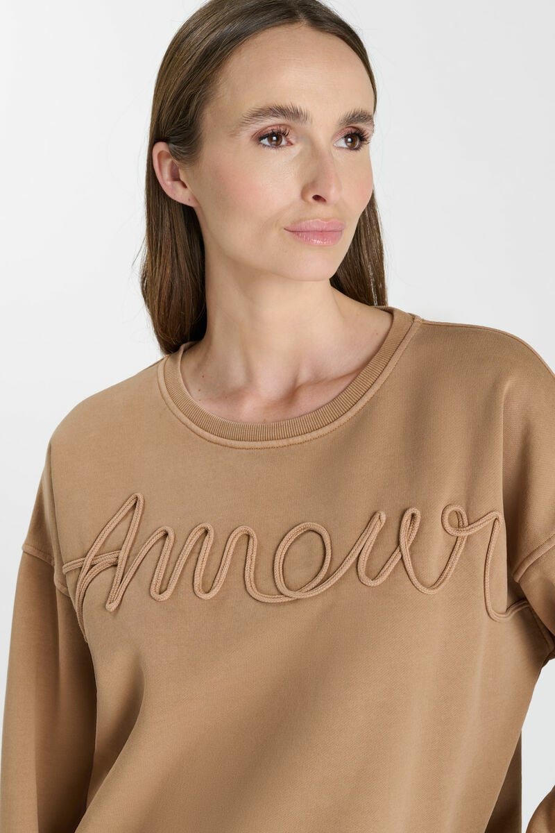Sweat Lacet