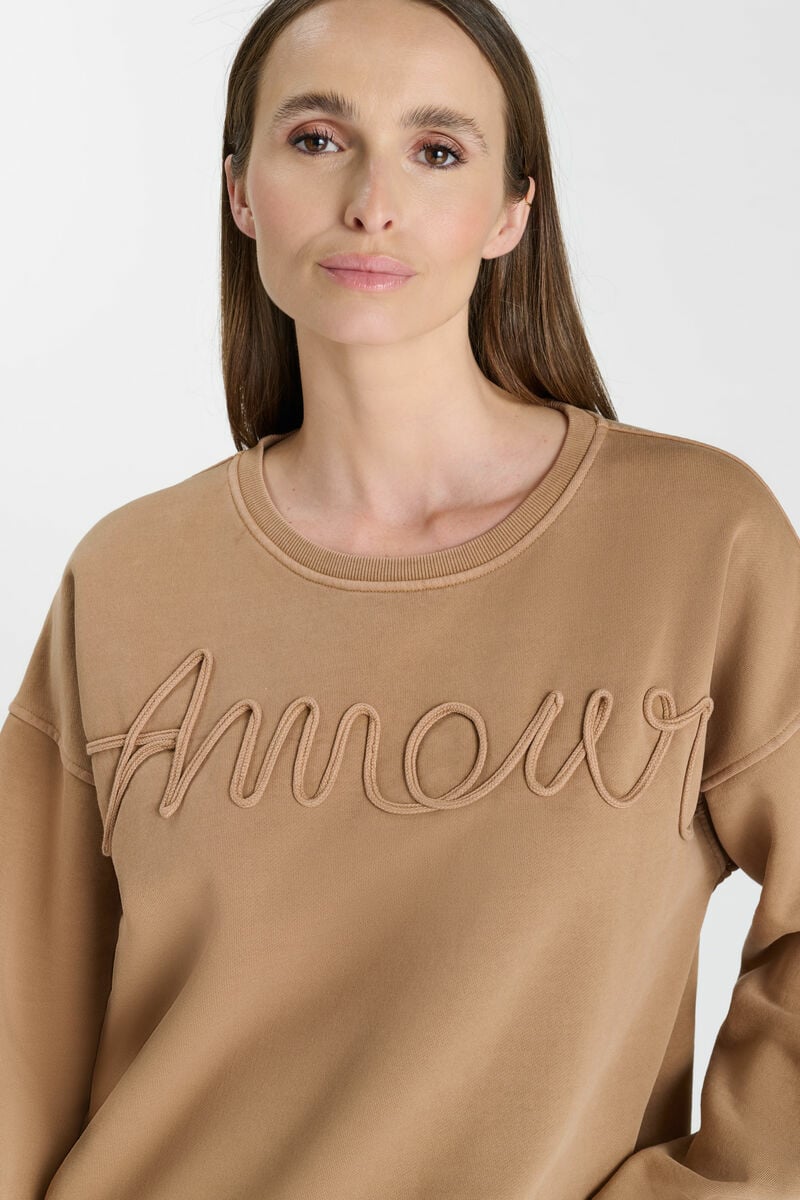 Sweat Lacet