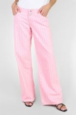 PINK WHITE