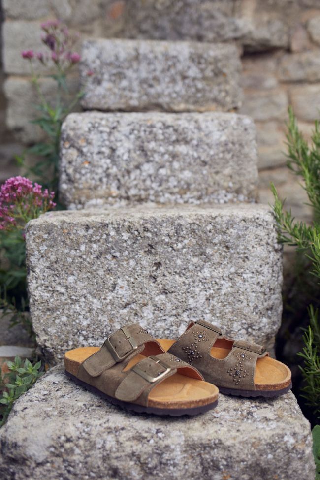 Mules cloutées Naomie kaki