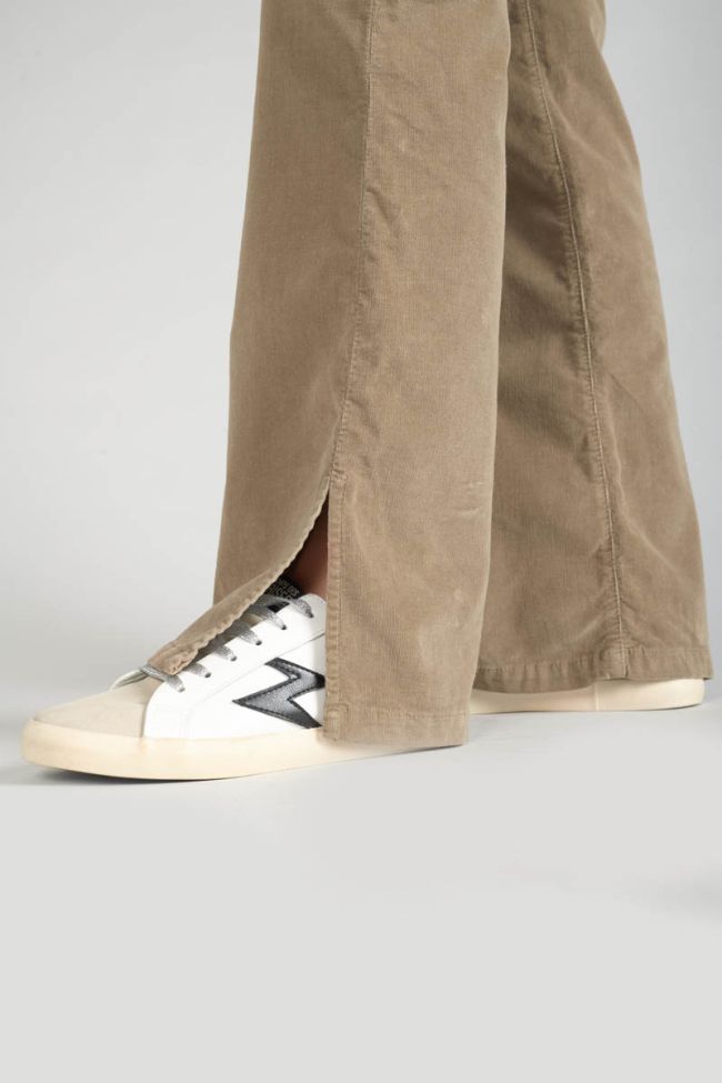Pantalon flare Fynca en velours côtelé beige sable