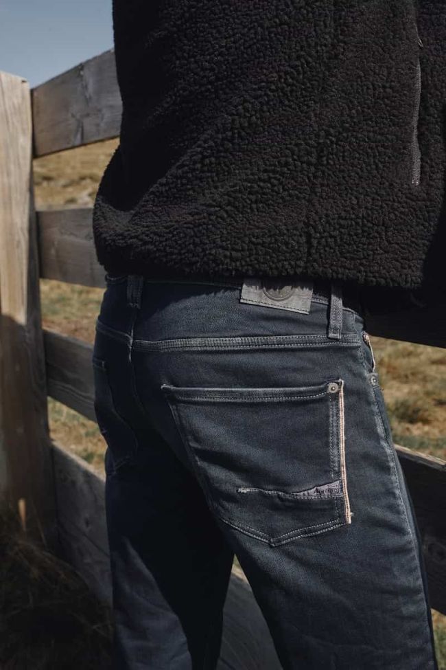 Jeans jogg 700/11 adjusted bleu-noir N°3