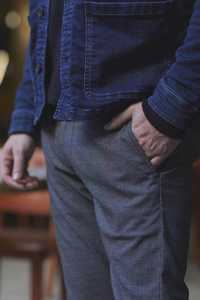 Pantalon Weller à carreaux gris