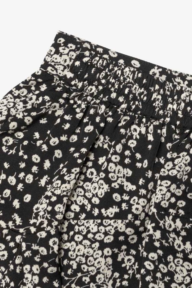 Jupe short Cassandgi à motif floral noir et blanc