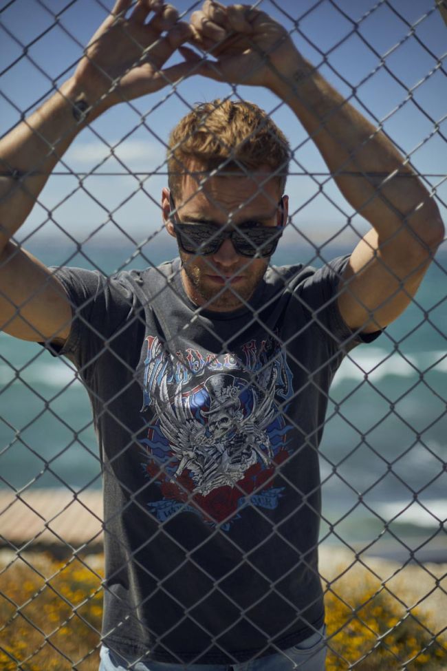 T-shirt Tije gris délavé imprimé