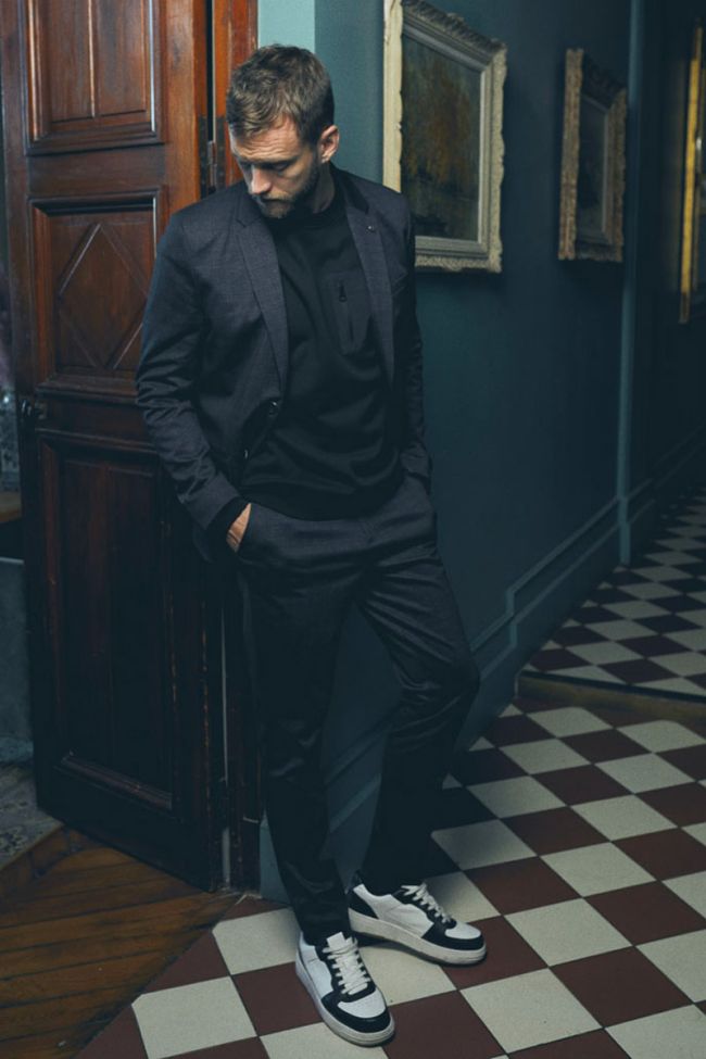 Pantalon Aldin gris foncé à carreaux