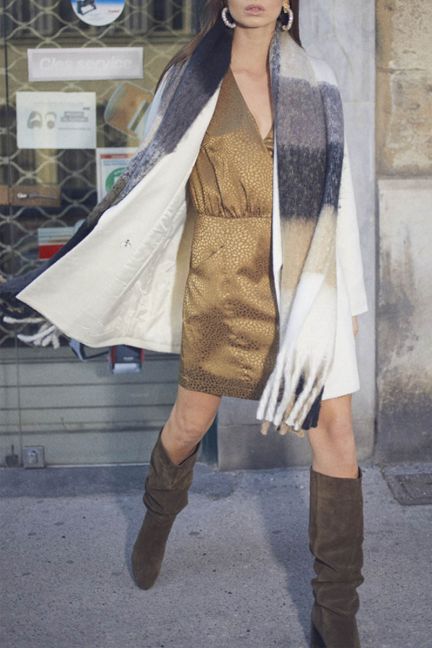 Robe Baz en jacquard doré