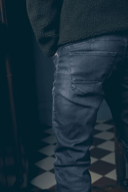 Jeans 700/11 adjusted Musset enduit bleu-noir N°3