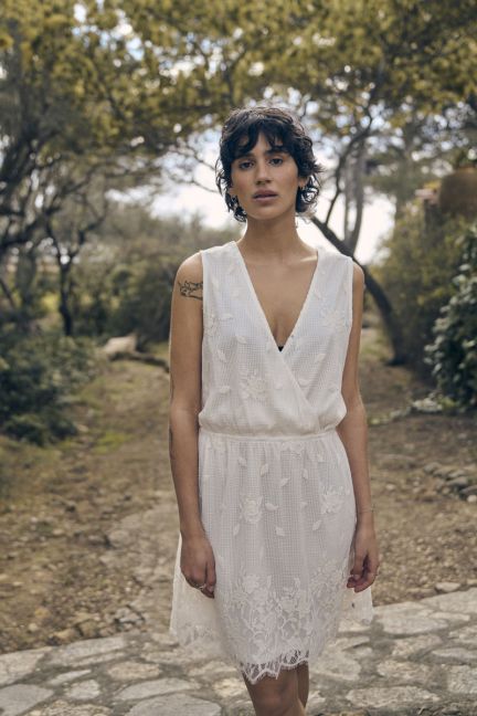 Robe Heliot à dentelle blanche